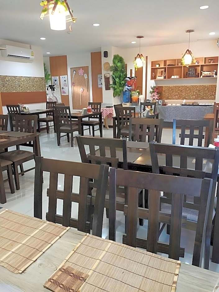Grand Esie Service Apartment