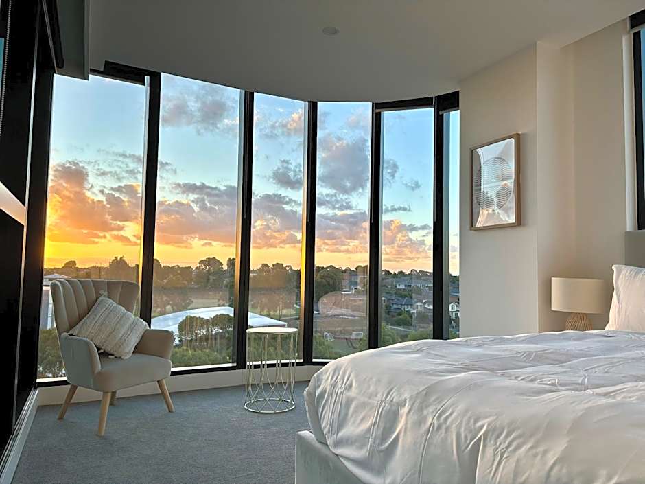 Skygarden Luxury Condo