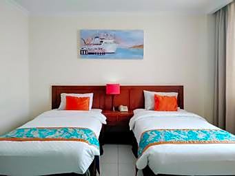 Dermaga Keluarga Hotel