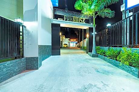 Paradise Hotel Cu Chi