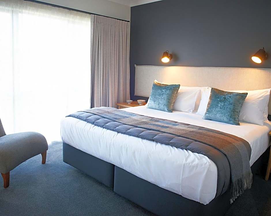 Photo 1 of 5 of 1 Bedroom Suite