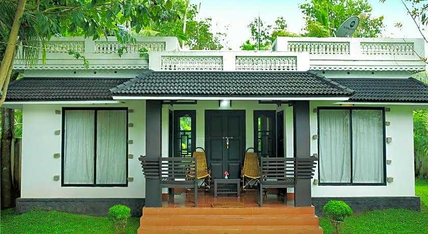 Mayas Beach House - Boutique Serviced Villa