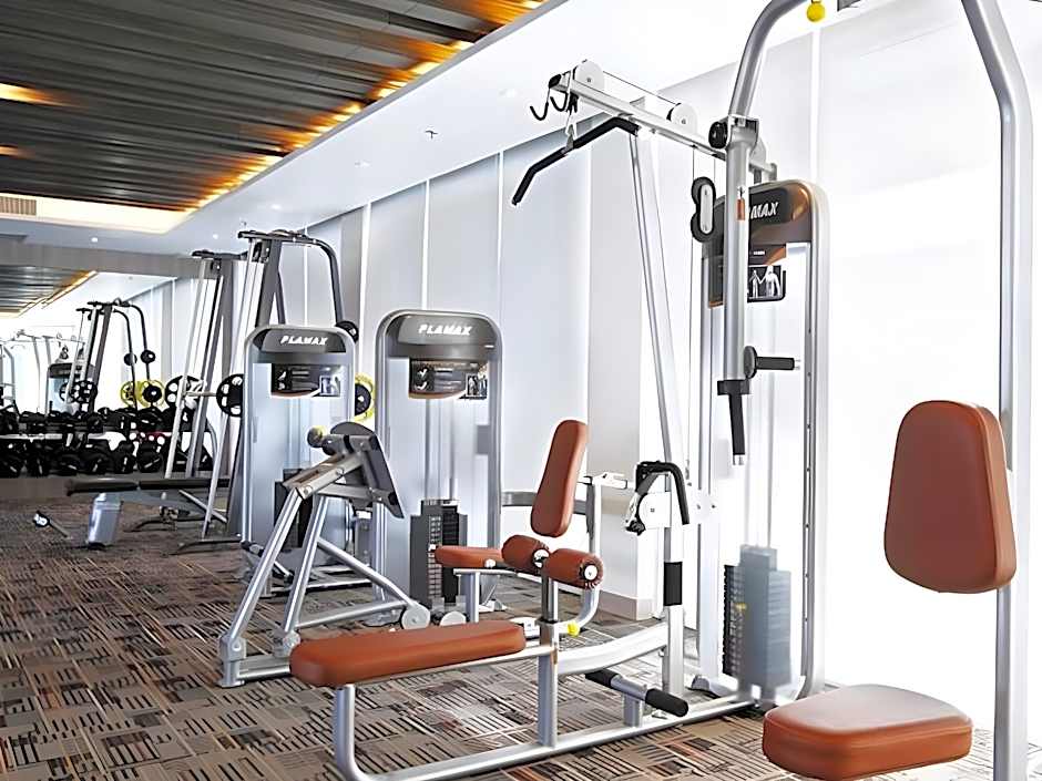 Classic Kameo Hotel & Services Apartment 