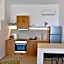 Giourgas Studios & Apartments