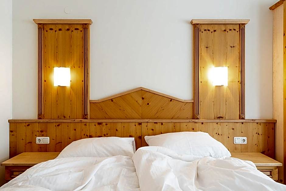 ARBOR Hotel & Apartments