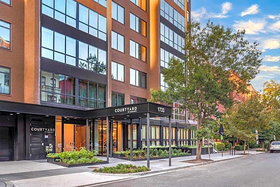 Courtyard by Marriott Washington, DC Dupont Circle