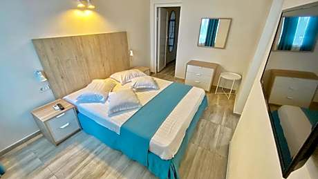 Junior Suite with Balcony