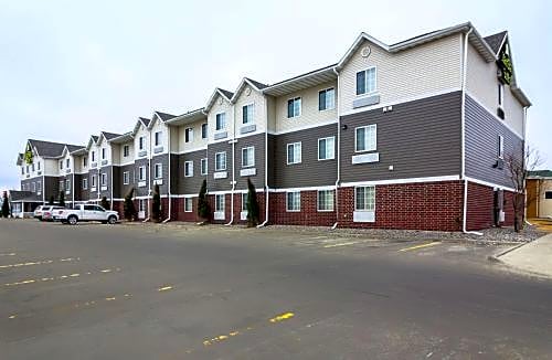 MainStay Suites Fargo