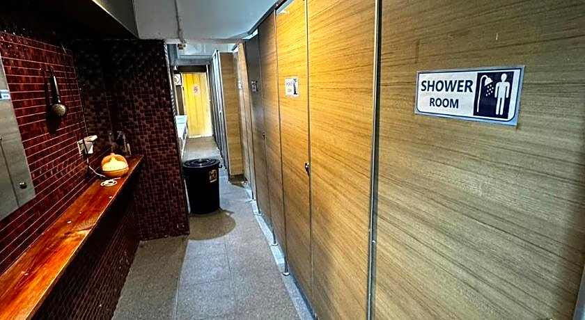 Glur Central Pratunam