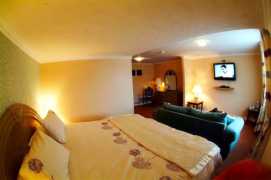 Beaufort Park Hotel