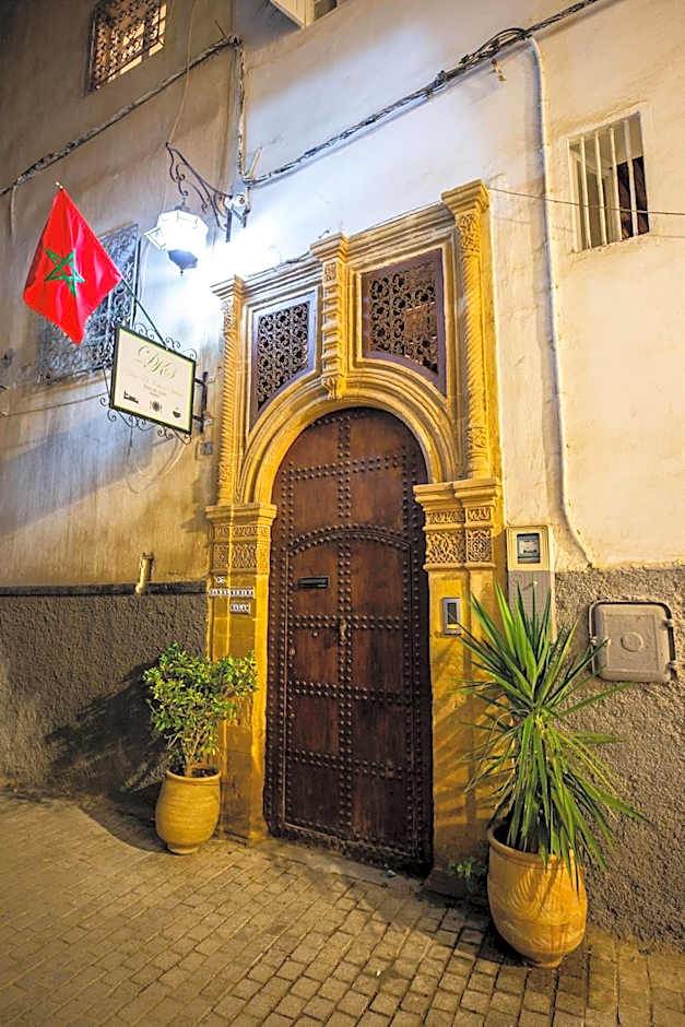 Dar Kika Salam By DKS