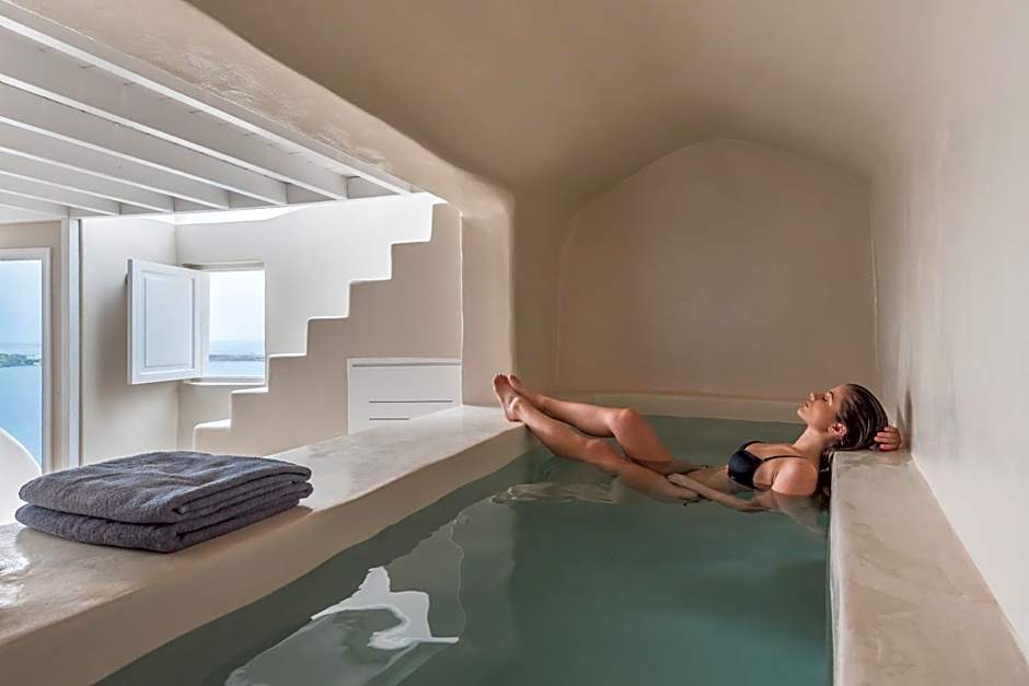 Art Maisons Oia Castle