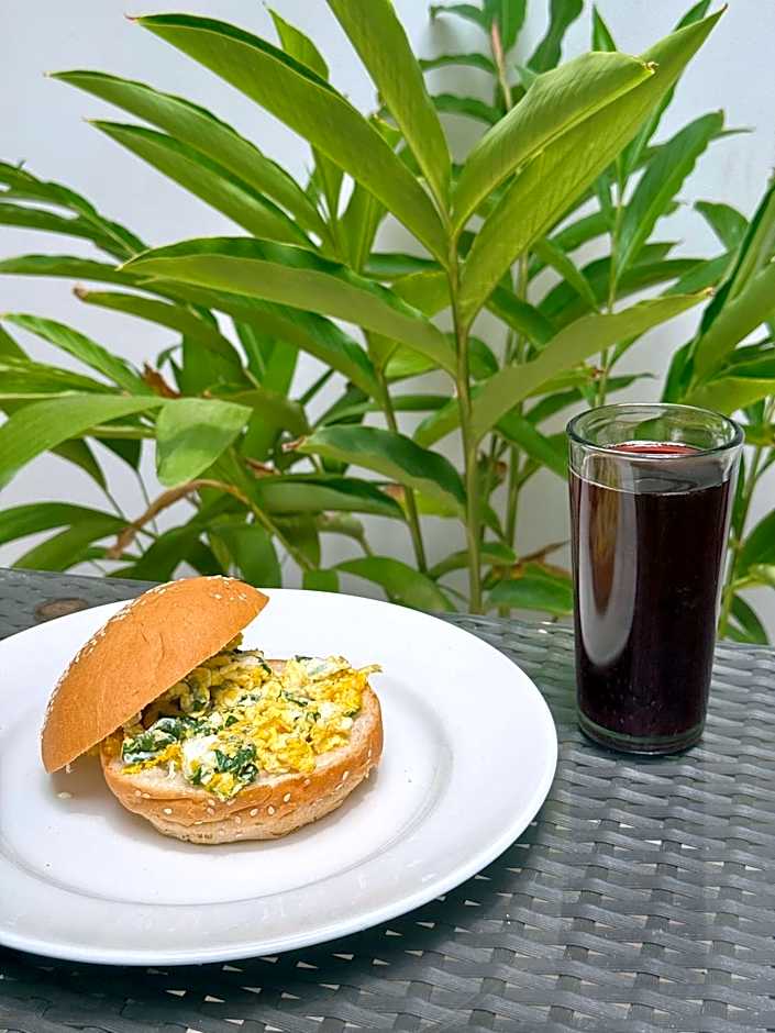 Illusion Xpress I Attraction Hotel Deluxe