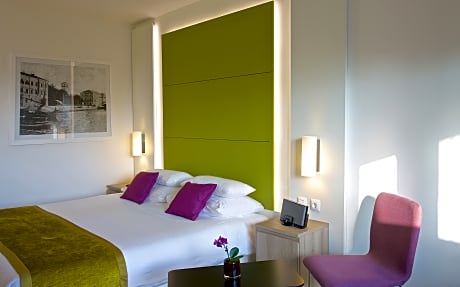 Superior room garden view