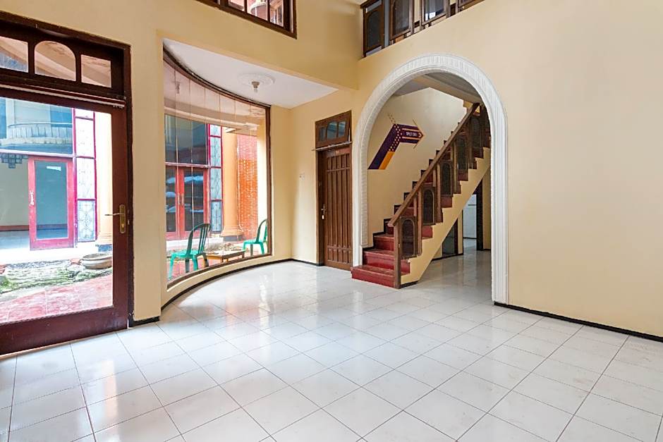 Hotel O Safira Family Residence Syariah