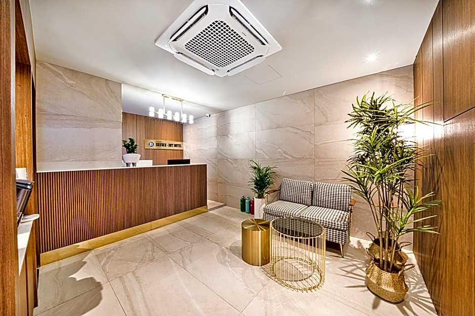 Pohang Brown Dot Terrace Pohang Terminal branch