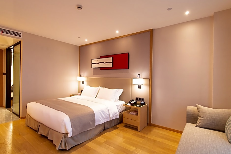 Ramada Plaza Wyndham Wenzhou Cangnan