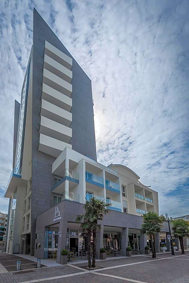 Hesperia Hotel & Residence