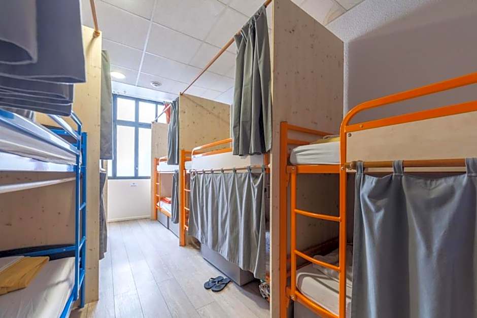 Alter'hostel