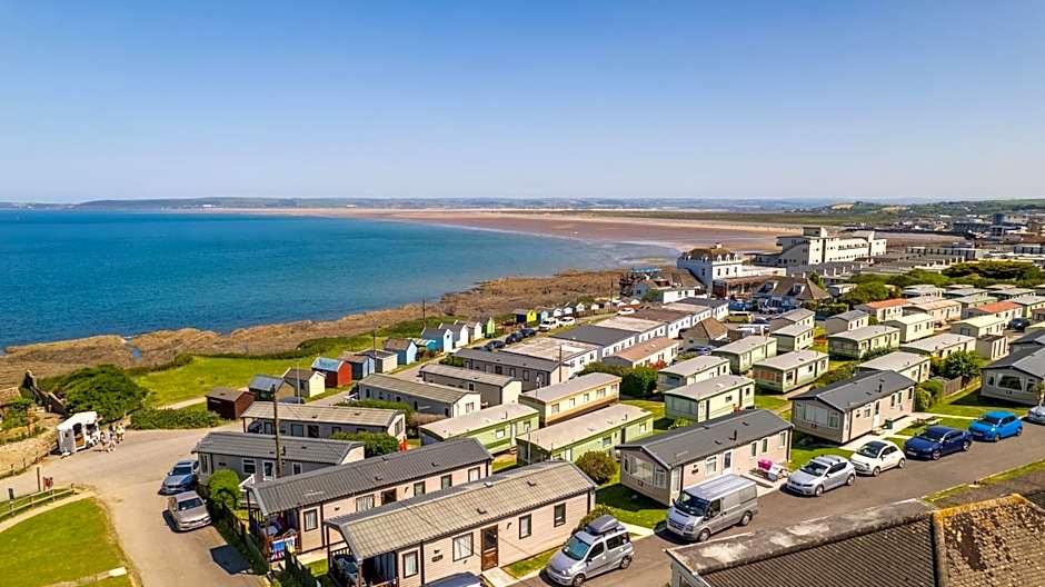 The Royal Clovelly caravan with sea views