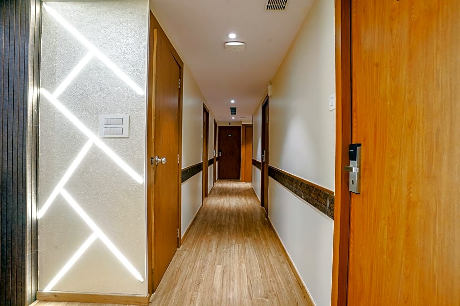 FabHotel Azure - Nr. Mumbai International Airport