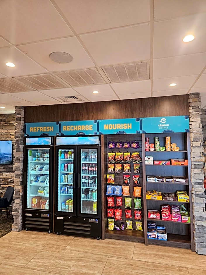 Clarion Pointe Galveston - Beachfront