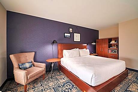 Guest room, 1 King, Sofa bed
