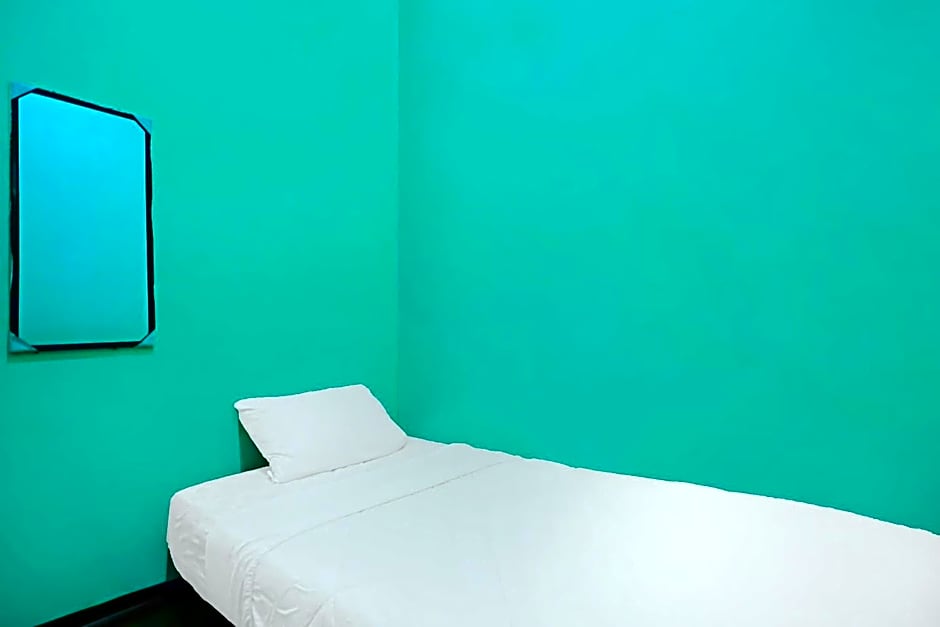 Hotel O Penginapan LorraNearPasar Oleh Oleh