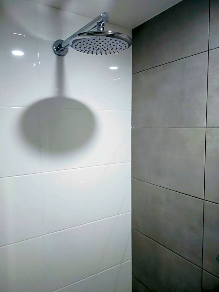 Winning Post Motor Inn