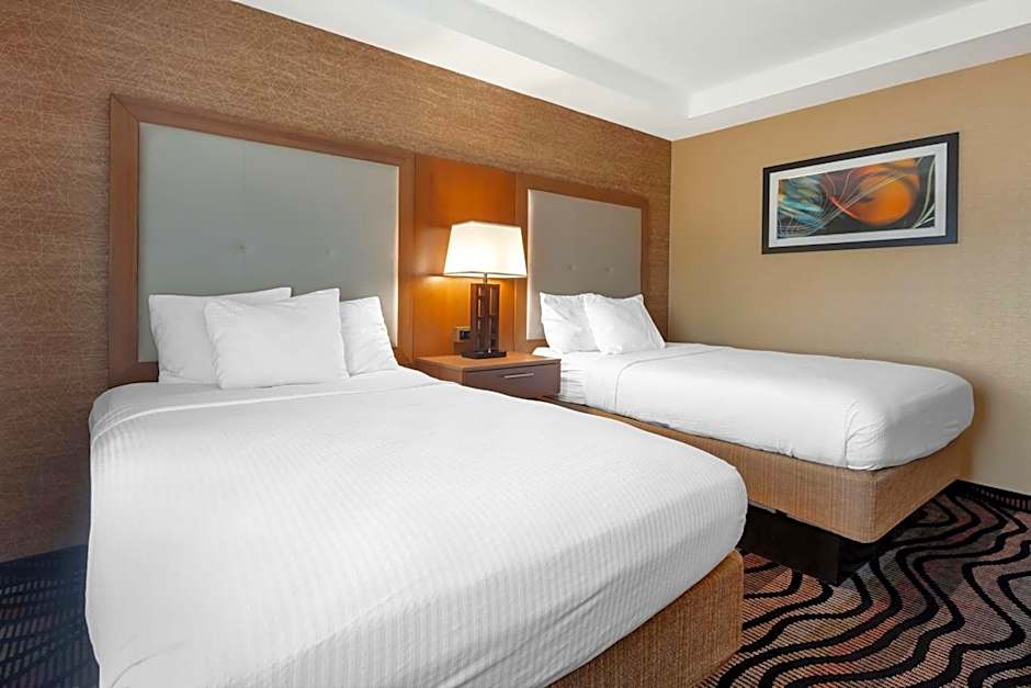 Best Western Summit Inn