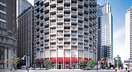 The Windsor Suites