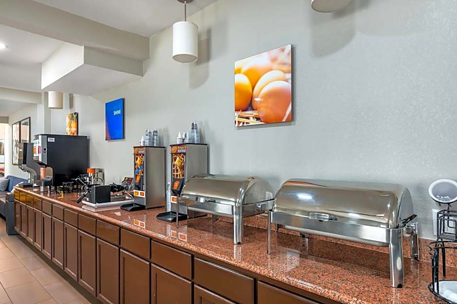 Comfort Inn & Suites Chesterfield - St. Louis