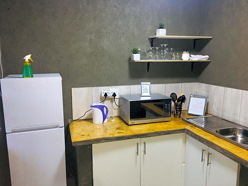 Asante’s Guest House