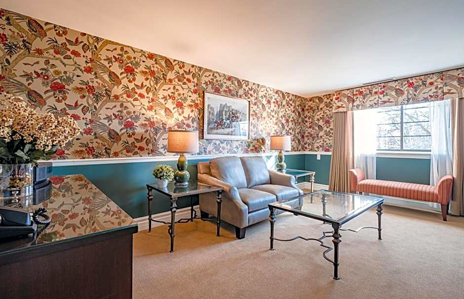 Red Coach Inn