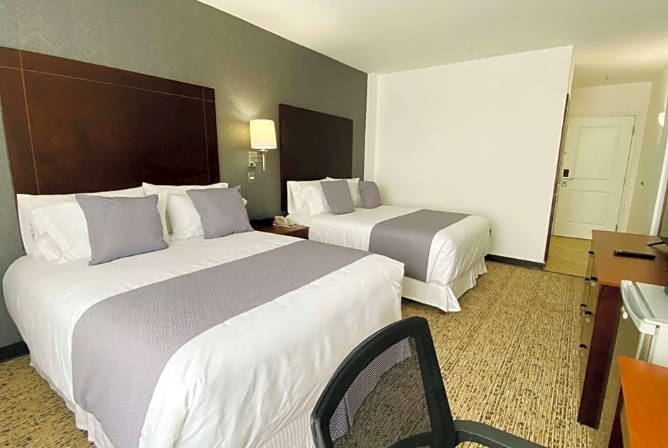 La Quinta by Wyndham Reynosa