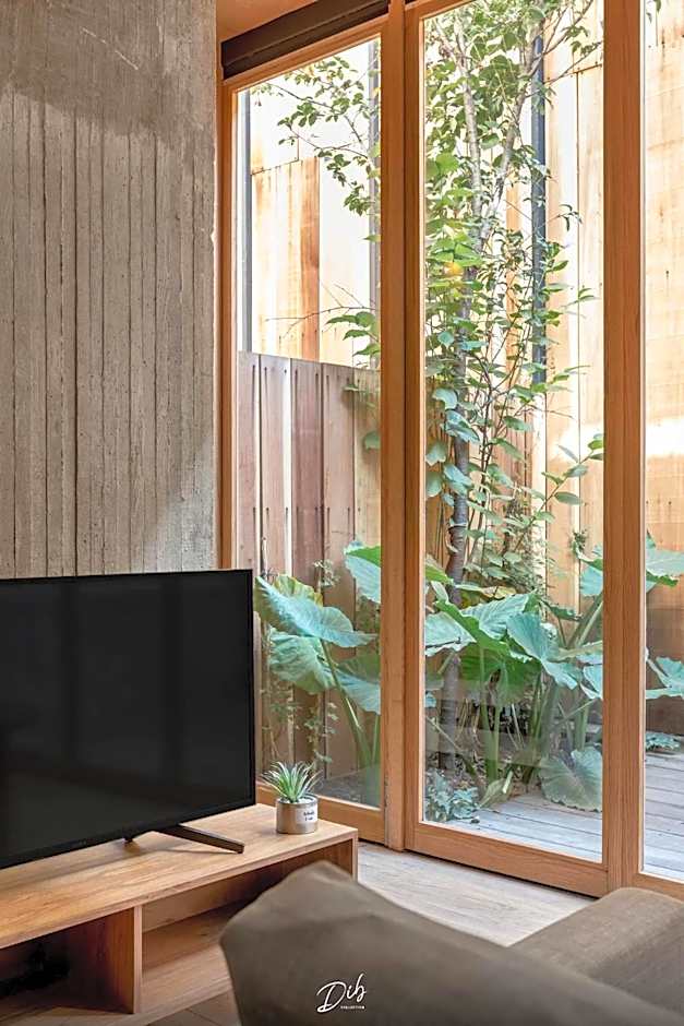 DIB Collection - Modern Stays in Roma Norte