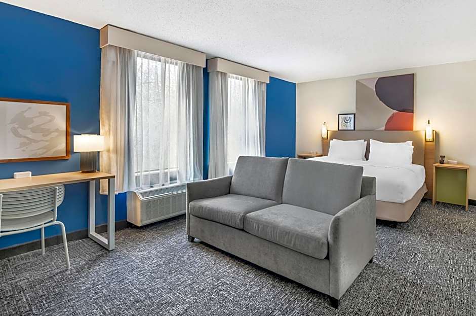Spark by Hilton Roanoke Airport