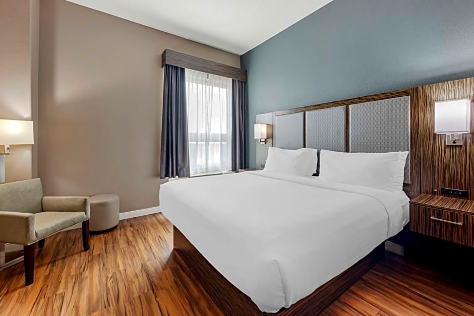 Best Western Plus Pflugerville Inn & Suites