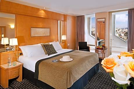 Executive Room with Balcony and Old City View