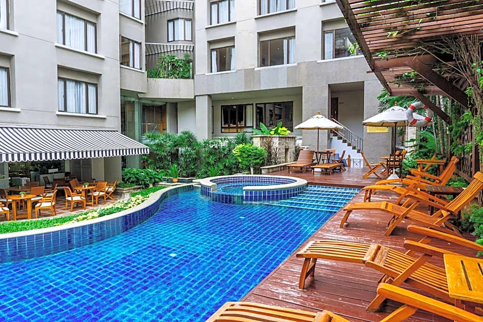 Silom Serene Hotel