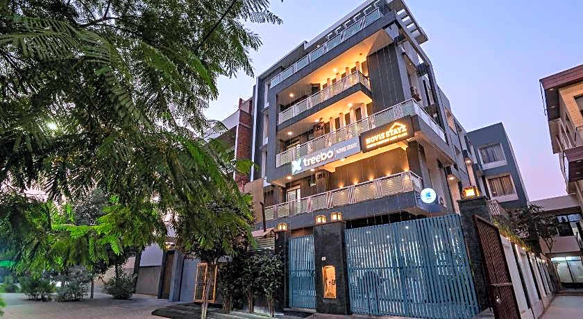 Townhouse Sector 30 Near Botanic Garden of Indian Republic