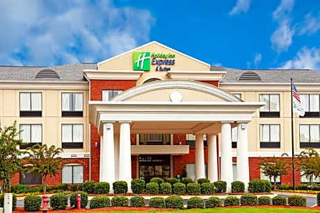 Holiday Inn Express Hotel And Suites Tupelo By IHG