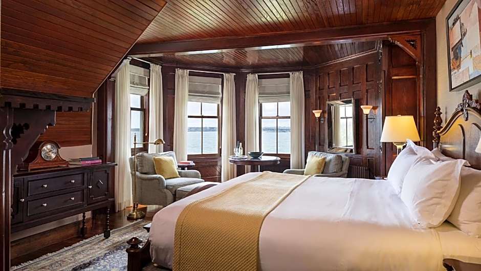 Photo 1 of 4 of Deluxe 1 King Bed Suite