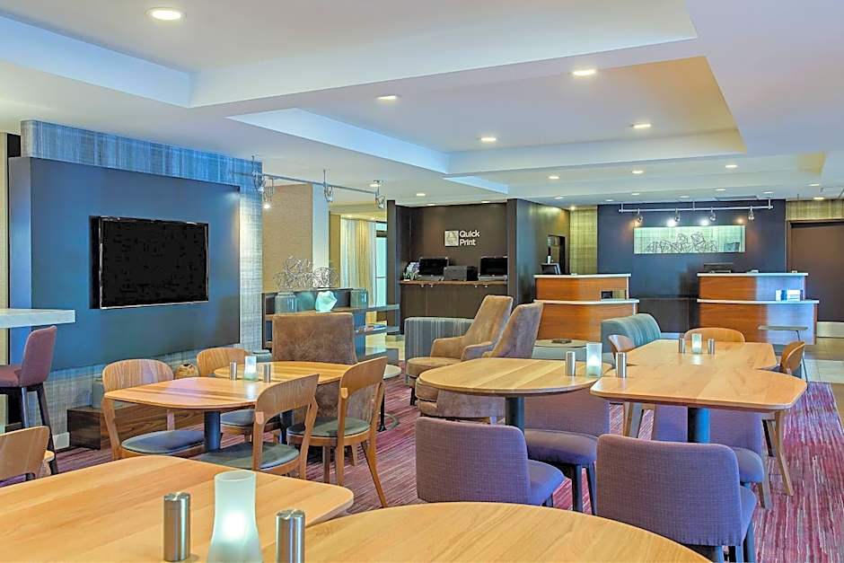 Courtyard by Marriott Knoxville Cedar Bluff