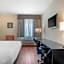 Econo Lodge Inn & Suites Springfield Main Street
