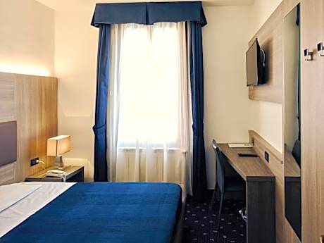 Double Room Single Use