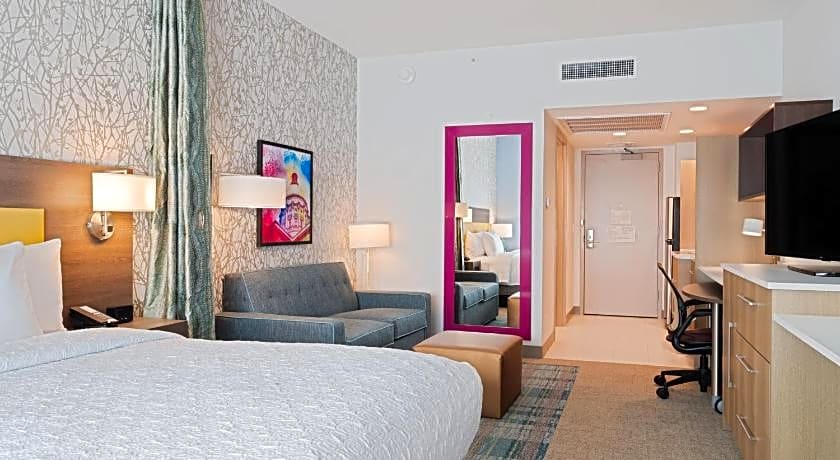 Home2 Suites by Hilton Atlanta Airport College Park