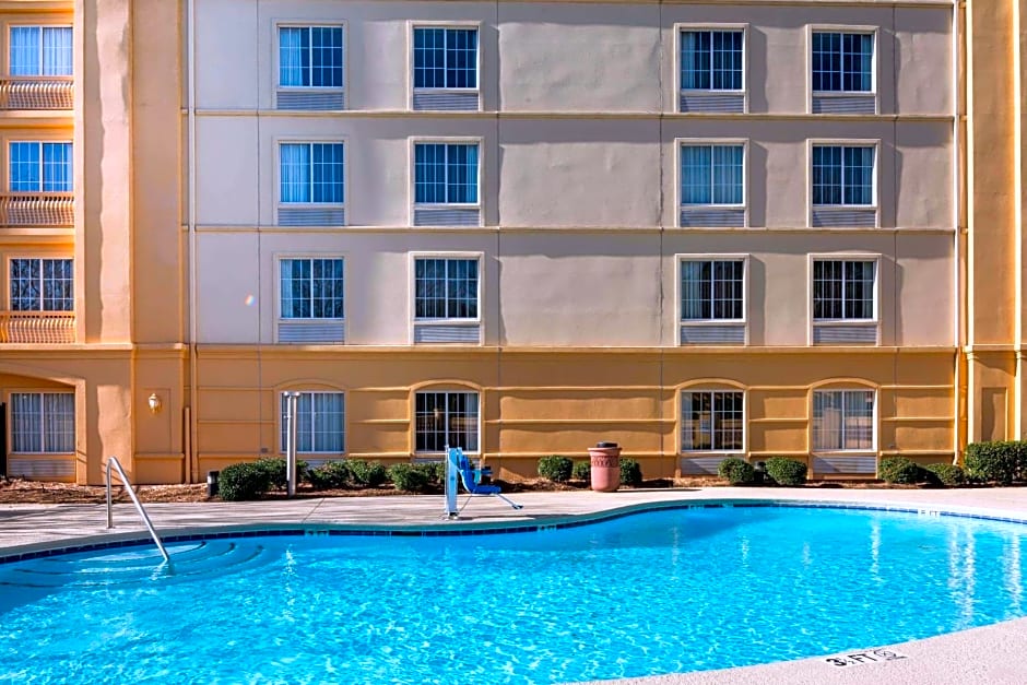 La Quinta by Wyndham Greenville Haywood