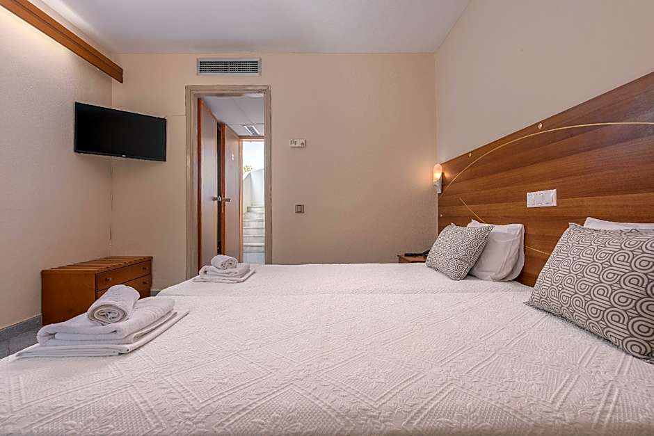 Dionysos Hotel and Suites