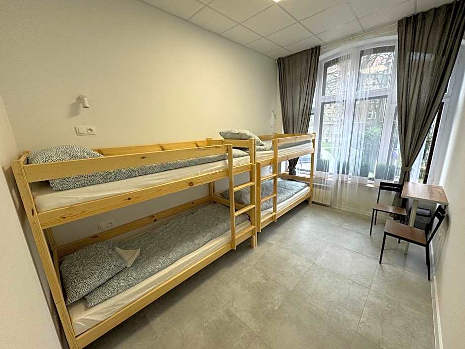 Green Hostel Katowice - 24h Parking